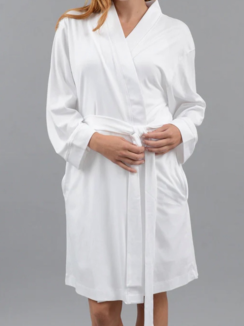 COTN WHITE CLASSIC SHORT KIMONO ROBE W/ BELT